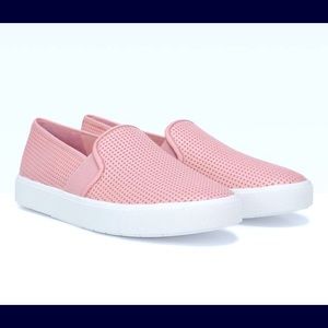 Vince Blair slip ons